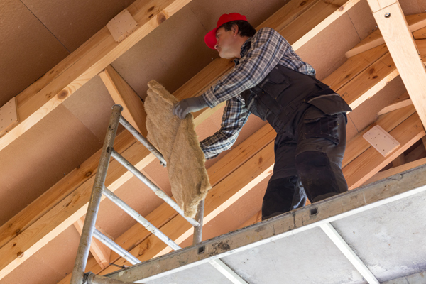 Dachausbau schafft neuen Wohnraum im Bestand