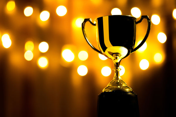 Thomas Hagedorn erhält Ehren-Award der Solidarfonds-Stiftung