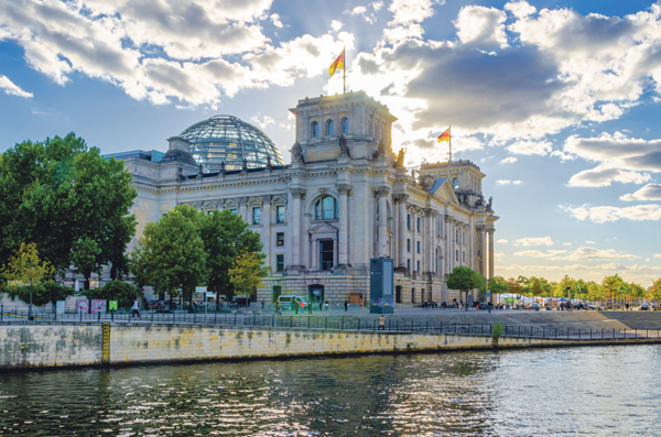 Bauplan für Besucherzentrum am Bundestag fertig