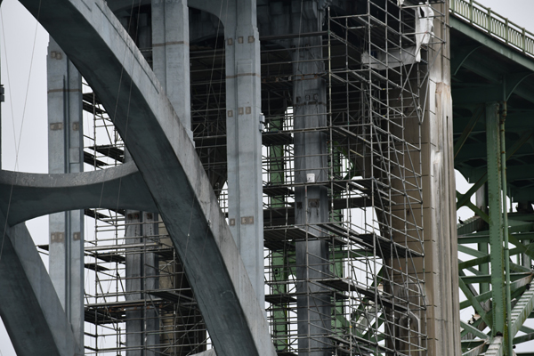 Formgedächtnisstahl soll Brückensanierung beschleunigen