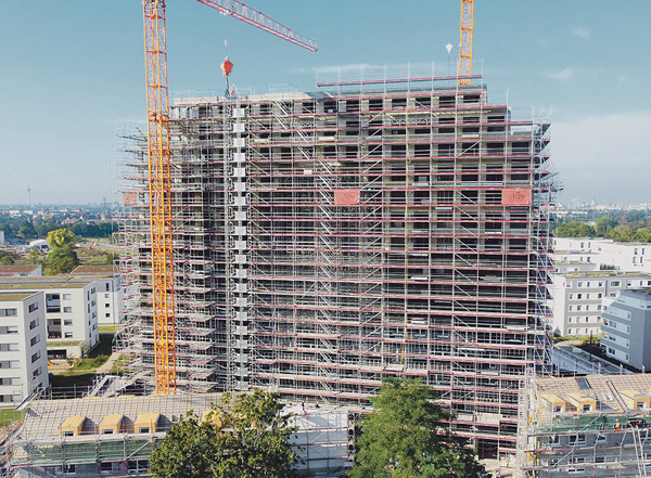 Allround Traggerüst: Unterstützung für den Bau des Hochhauses "Orbit"