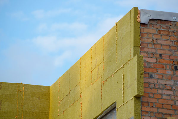 Jeder vierte Immobilienbesitzer saniert energetisch