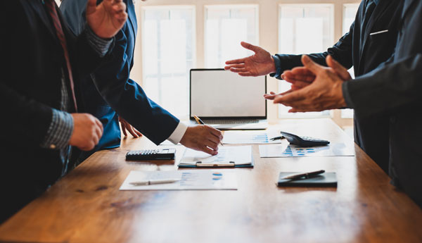 Tarifstreit eskaliert: Maler fordern acht Prozent mehr Lohn