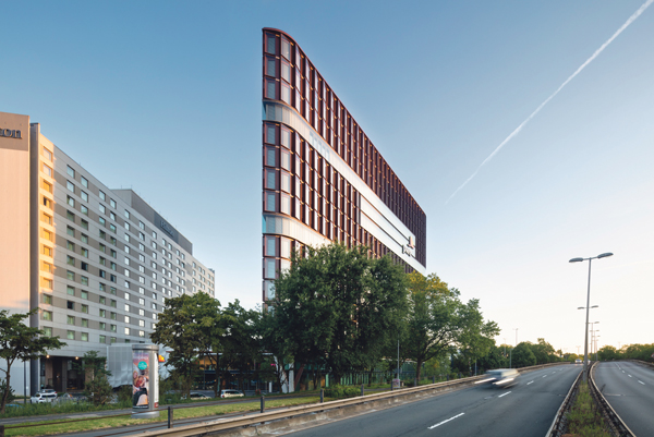 Der lichtdurchflutete Eclipse-Campus in Düsseldorf