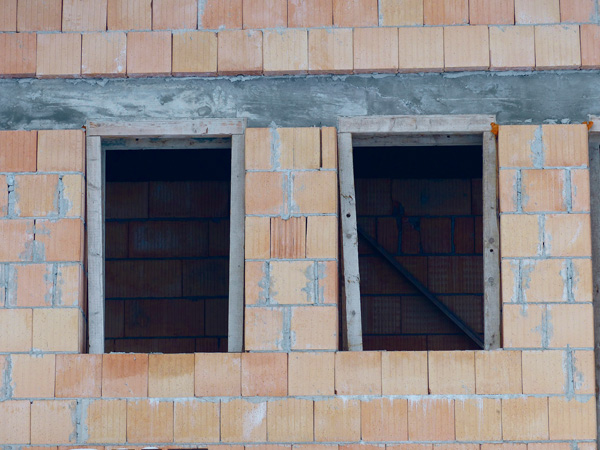 Sinkende Baupreise für Rohbau – trotzdem keine Entwarnung